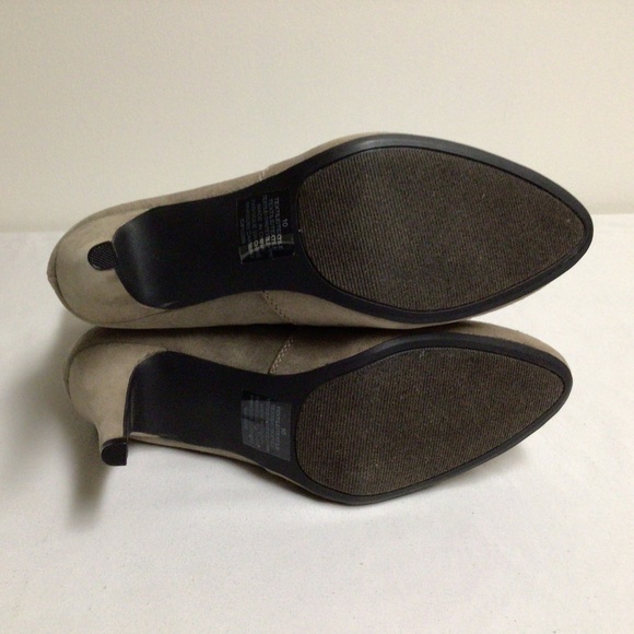 Express heeled ankle boot - Picture 4 of 4